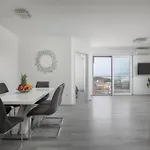 Sea View Dammi With Free Parking Apartamento