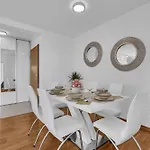 Sea View Dammi With Free Parking Apartamento Makarska