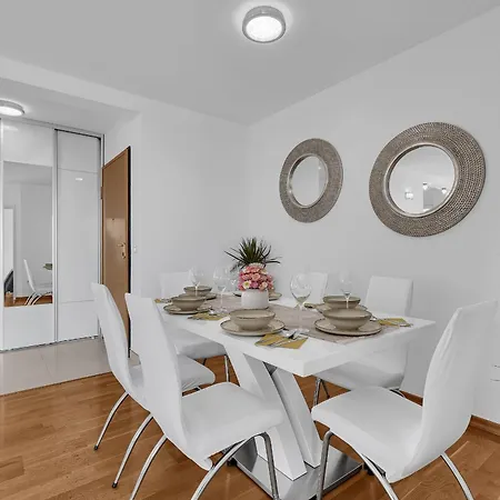 Sea View Dammi With Free Parking Lejlighed Makarska